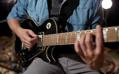 Insegnante di chitarra Yamaha a Busto Arsizio, Legnano e Canegrate